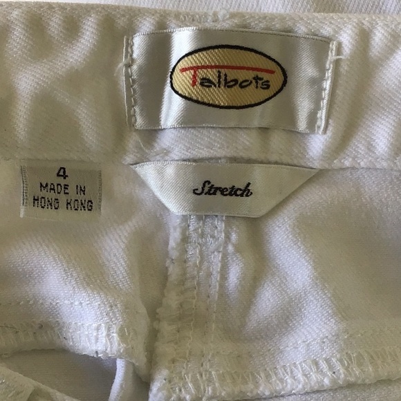 Talbots stretch white cropped jeans with snap closure details on cuffs. Size 4. - Picture 7 of 8